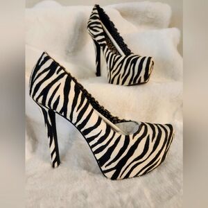 Steve Madden zebra print suede heel